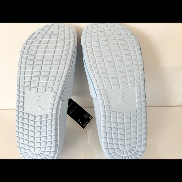 Jordan Sandals - Picture 10 of 12